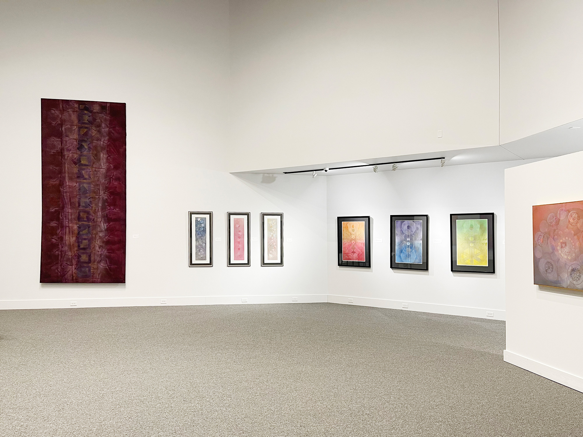 Gallery04